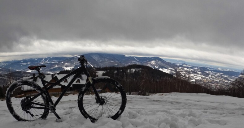 Beskid Śląski rowerem w zimę